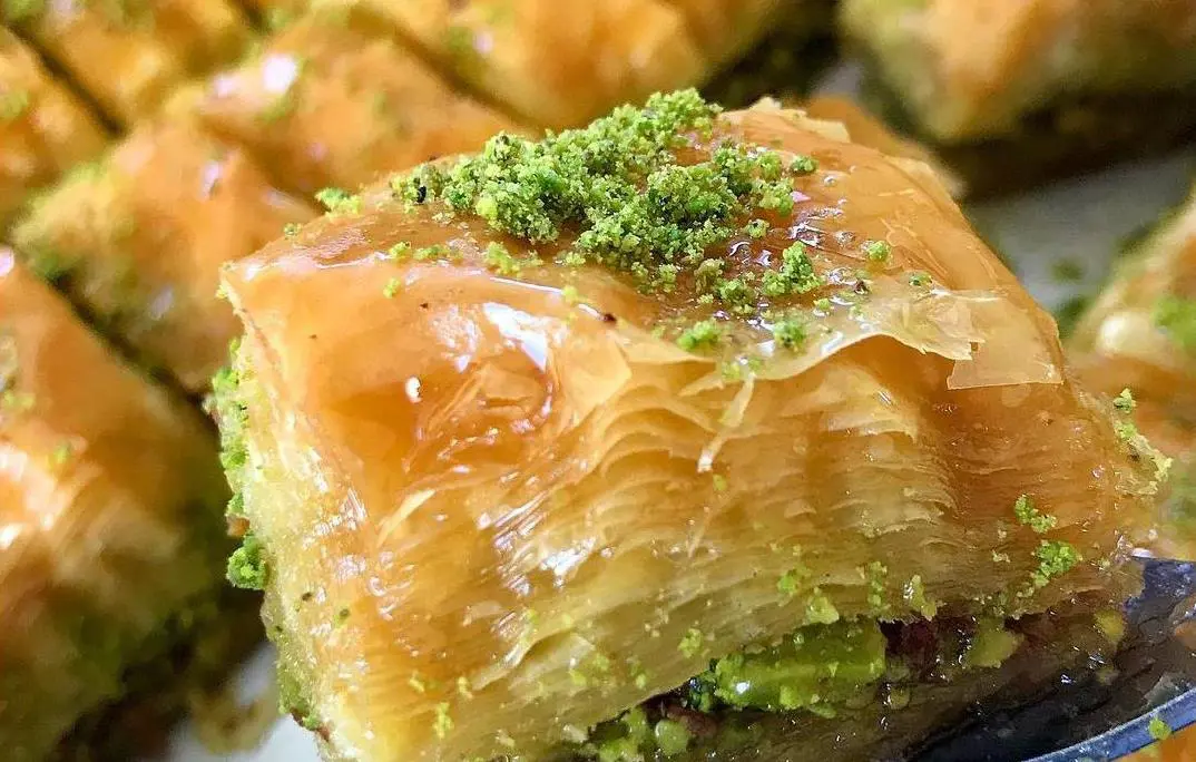Antep Fıstıklı Baklava (4 Dilim)